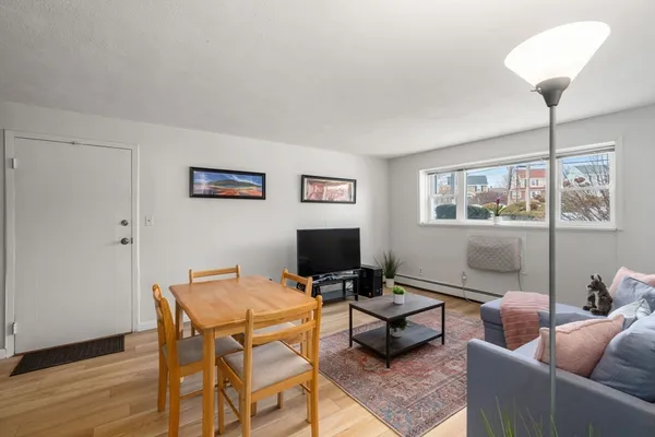 $429,000 | 31 Warren Street, Unit B1, Waltham, MA 02453
