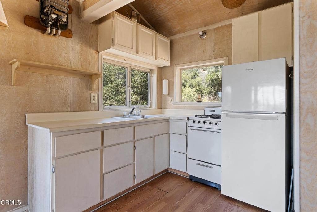 8275 Jawbone Canyon Road Weldon, CA 93283 - Photo 19 of 64 34-JYP07763