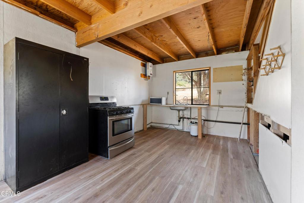 8275 Jawbone Canyon Road Weldon, CA 93283 - Photo 10 of 64 05-JYP07694