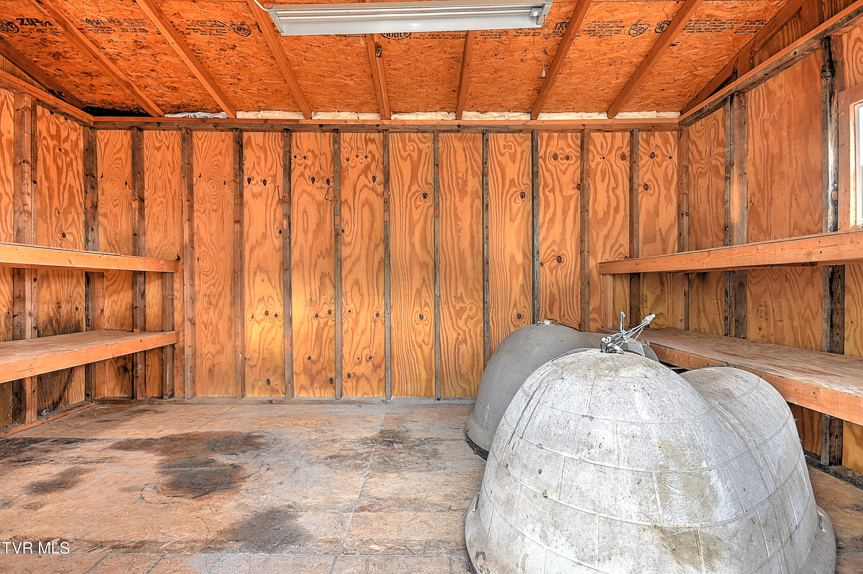 148 Whitehills Road Kingsport, TN 37660 - Photo 47 of 58 148 Whitehills ES-44