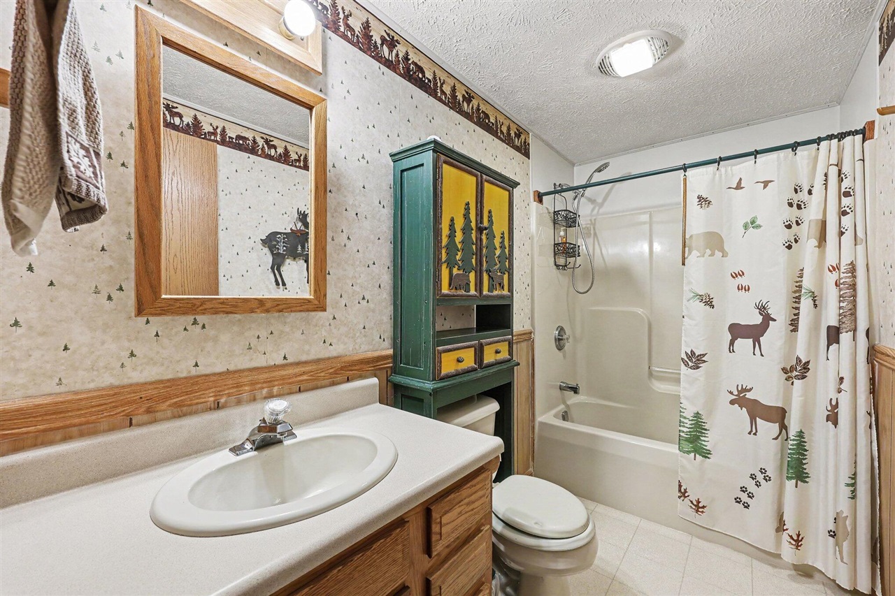 8202 Kennedy Road Munith, MI 49259 - Photo 15 of 39