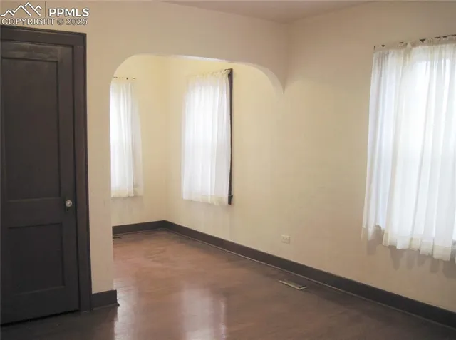 an empty room with window