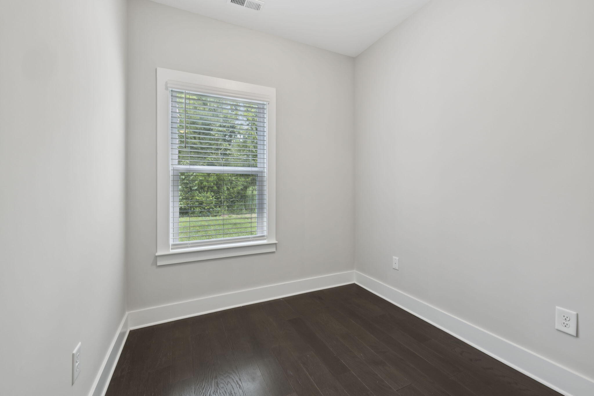 1578 Buttonwood Loop Chattanooga, TN 37421 - Photo 21 of 53 29-web-or-mls-1578 Buttonwood Lp - 056