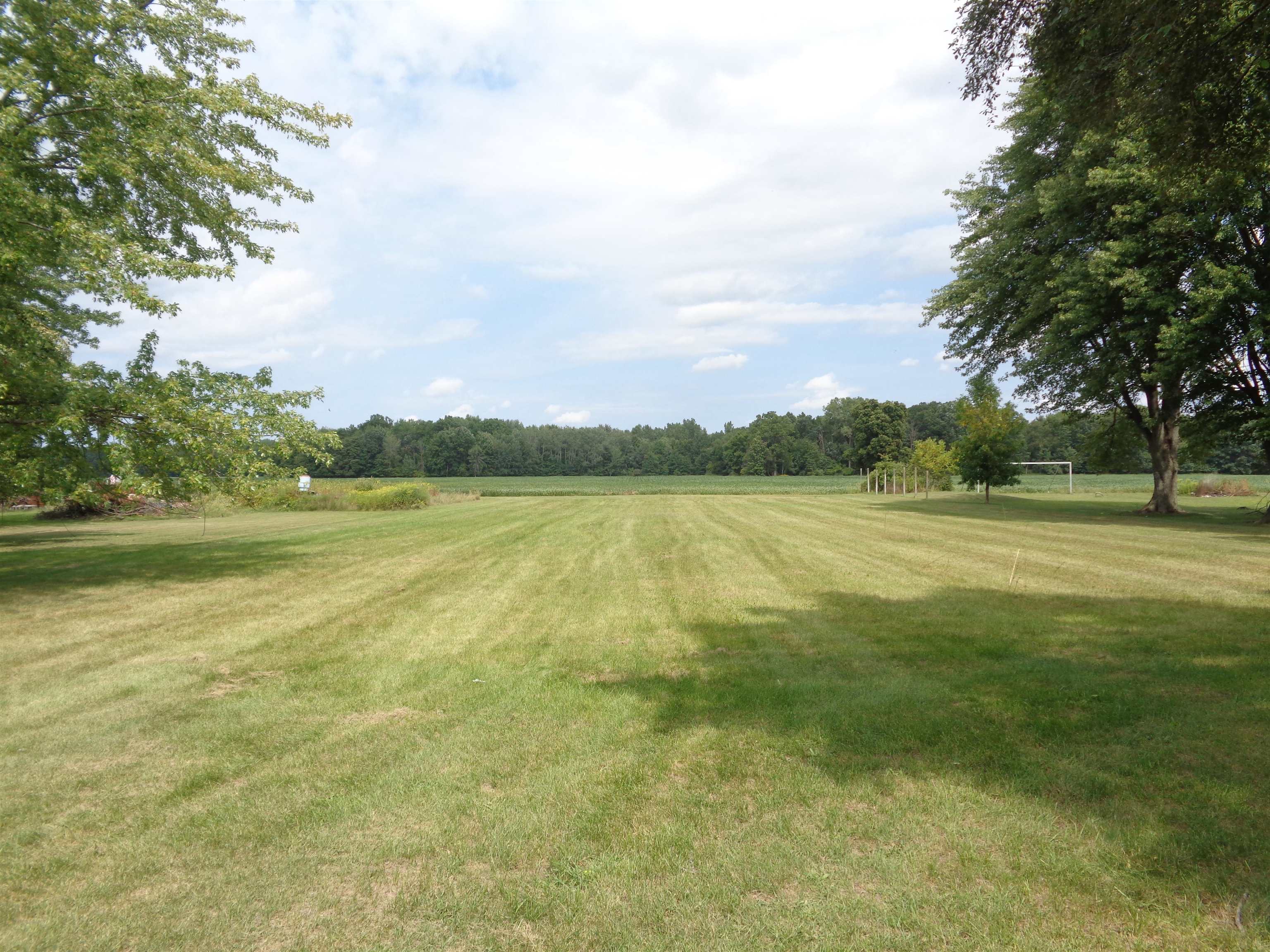 5717 Birch Run Road Birch Run, MI 48415 - Photo 32 of 35