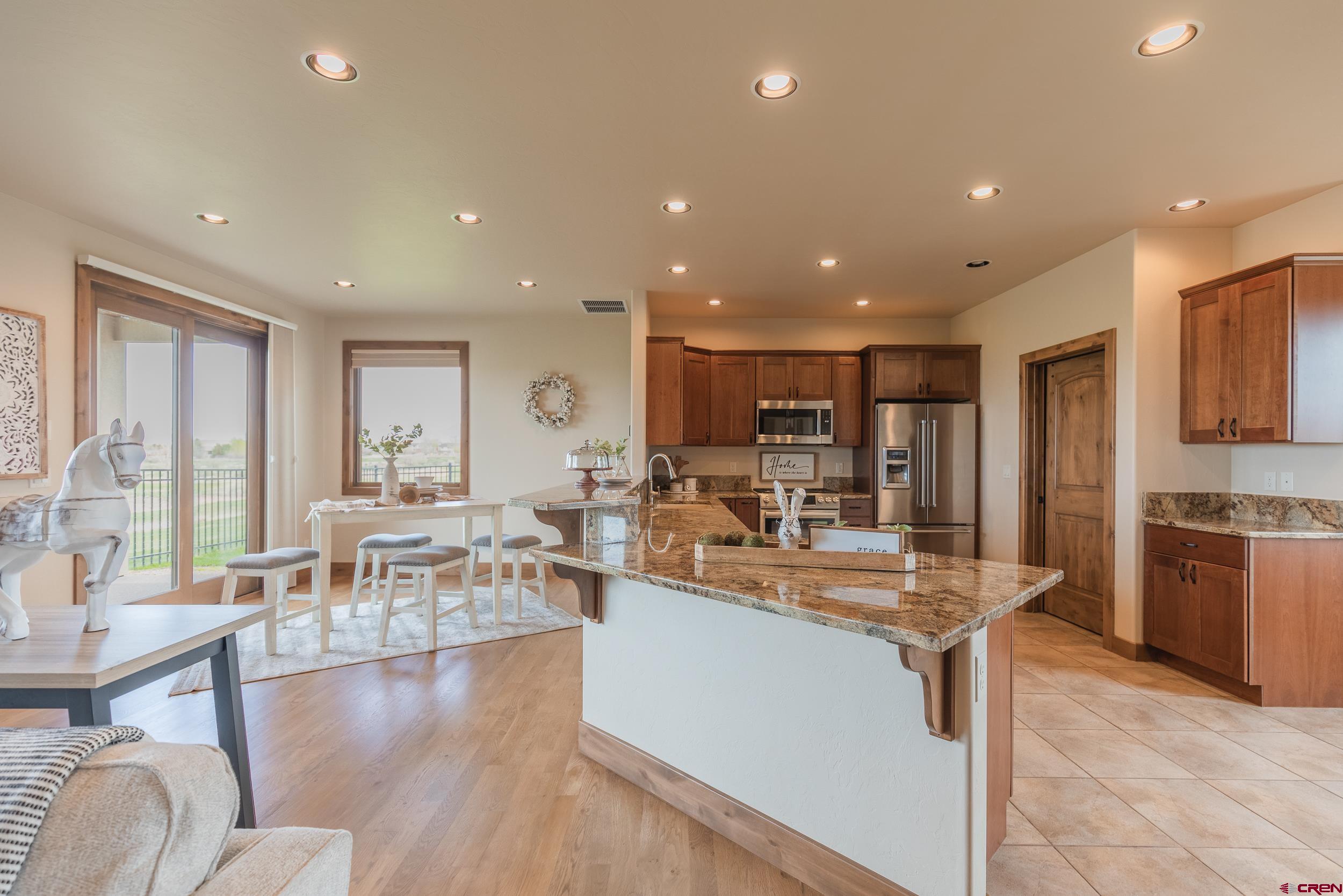 2115 Signature Ridge Lane Montrose, CO 81401 - Photo 9 of 35 Gallery Image 9