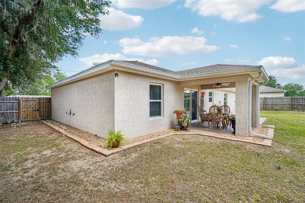 72 Cedar Road Ocala, FL 34472 - Photo 17 of 20 a view of outdoor space and front view of a house
