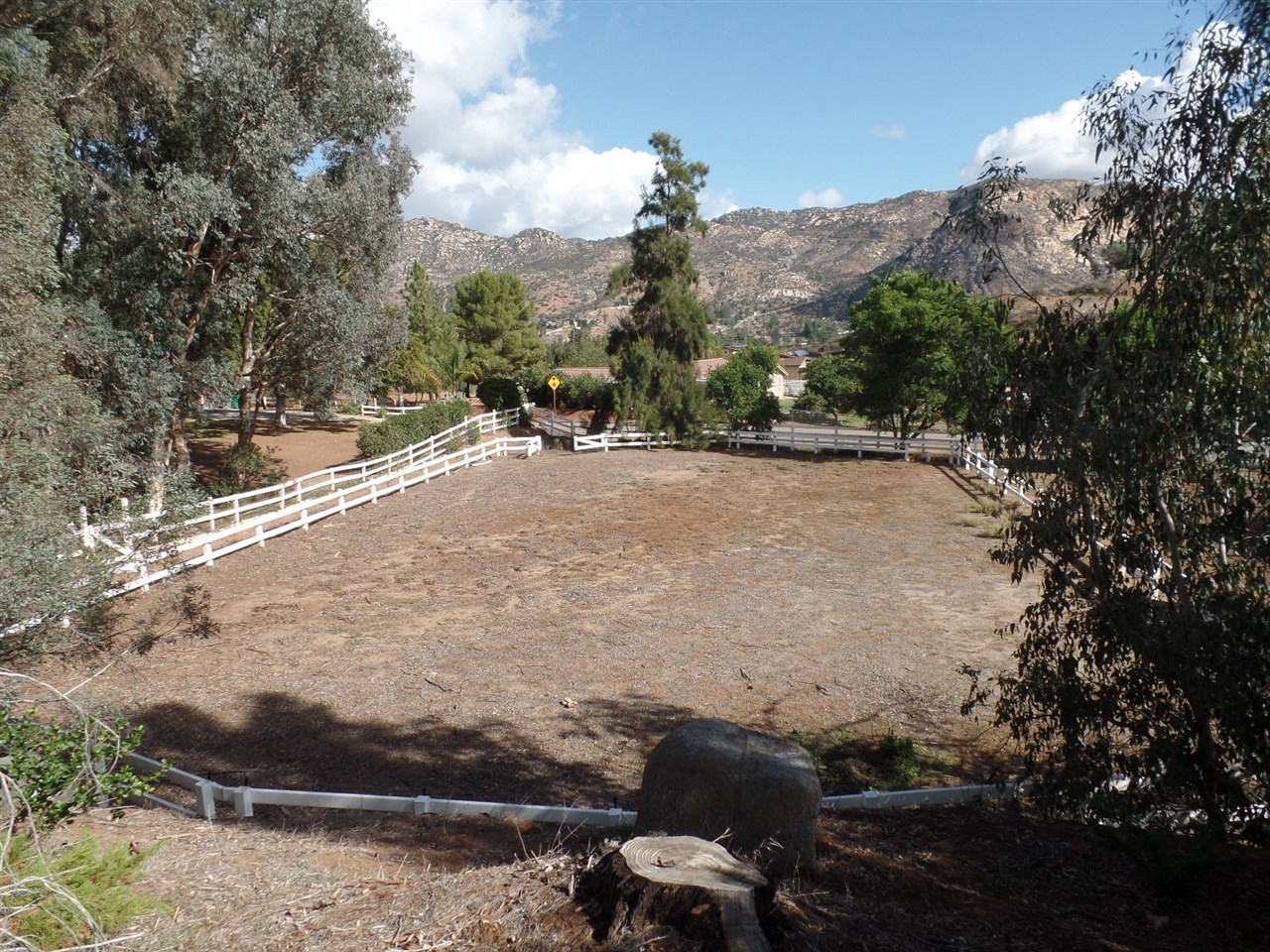 11520 Posthill Road Lakeside, CA 92040 - Photo 4 of 7 Gallery Image 4