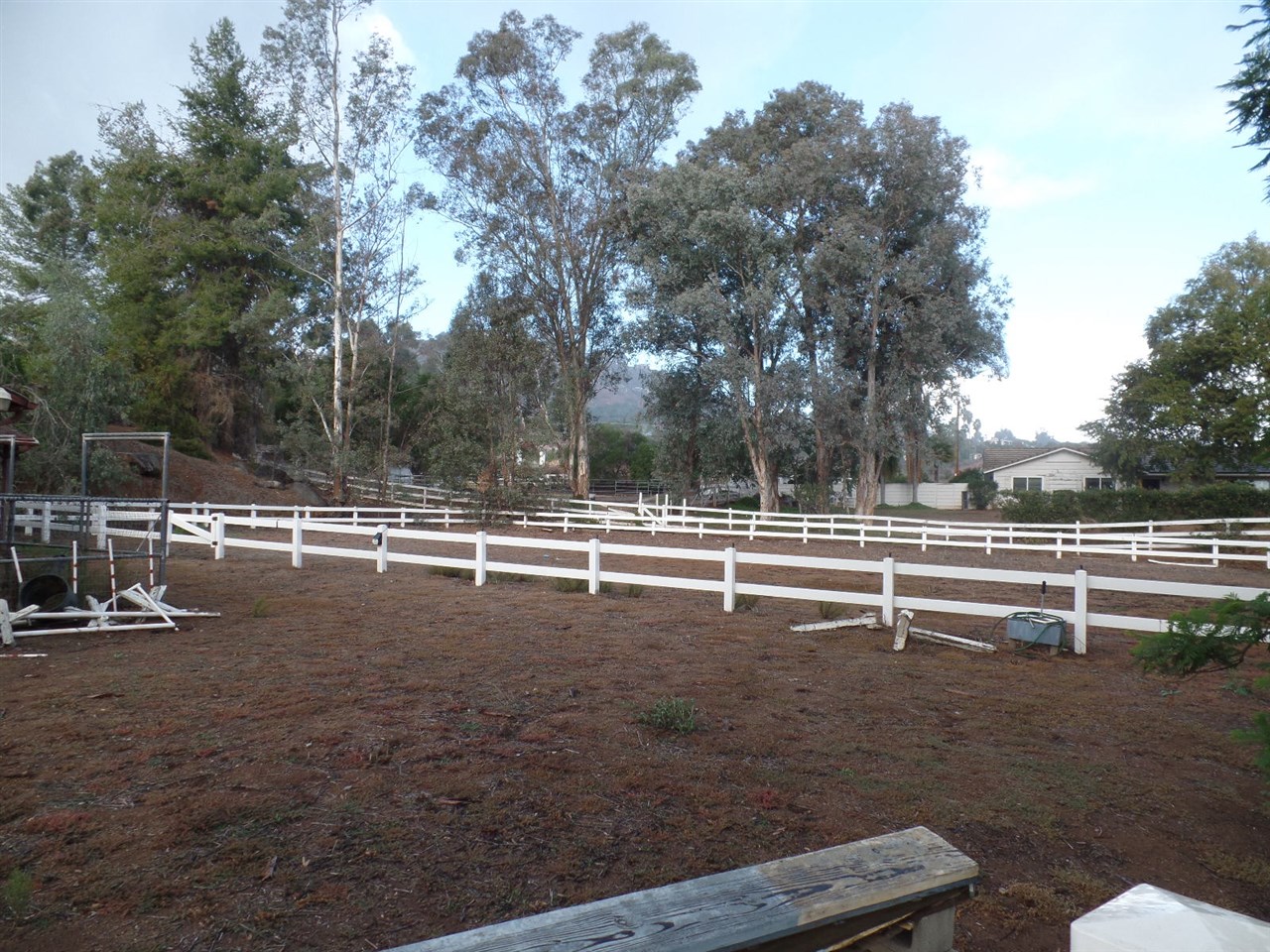 11520 Posthill Road Lakeside, CA 92040 - Photo 6 of 7 Gallery Image 6