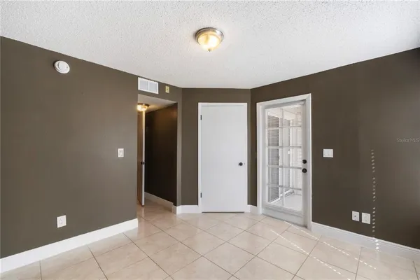 $1,200 | 1964 Lake Atriums Circle, Unit 160, Orlando, FL 32839