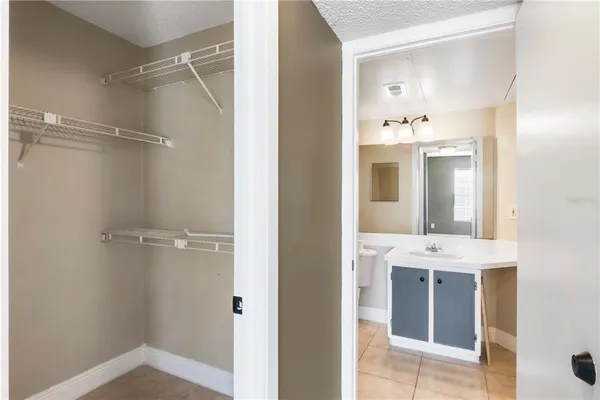 $1,200 | 1964 Lake Atriums Circle, Unit 160, Orlando, FL 32839