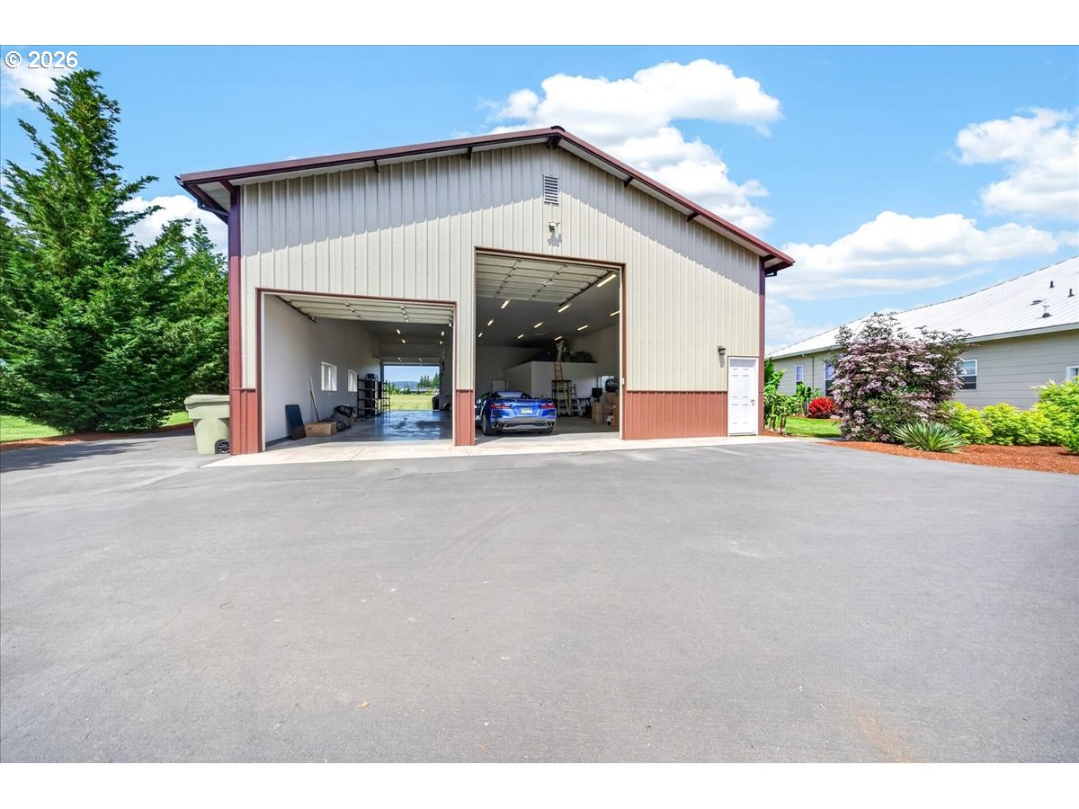 32425 Northwest Beach Road Hillsboro, OR 97124 - Photo 31 of 48 Gallery Image 31