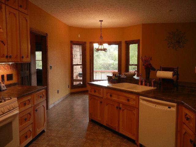 12466 Highway 108 Altamont, TN 37301 - Photo 17 of 20 A Bay Window area is a great place for morning coffee or a quick snack while enjoying the view.