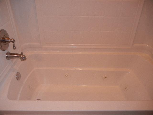 12466 Highway 108 Altamont, TN 37301 - Photo 10 of 20 After a relaxing evening on the porch, opt for a long soak in the jetted tub.