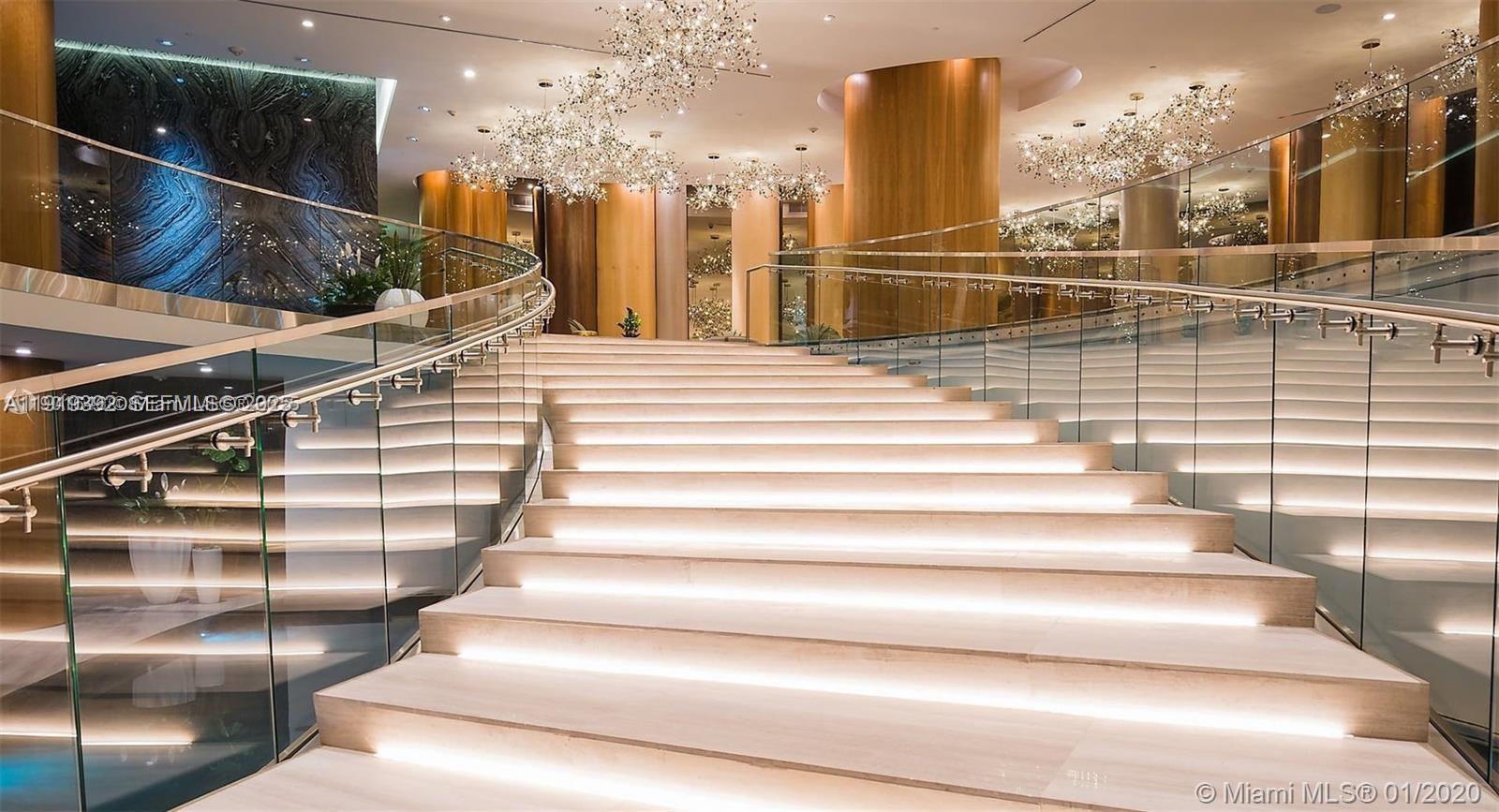 488 Northeast 18th Street, Unit 501 Miami, FL 33132 - Photo 29 of 29 a view of entryway and hall