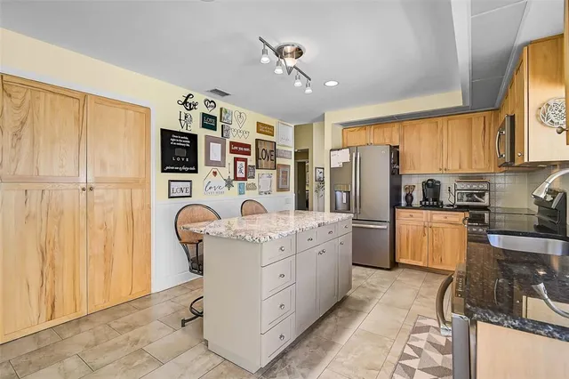 $372,900 | 4041 Murfield Drive East, Bradenton, FL 34203