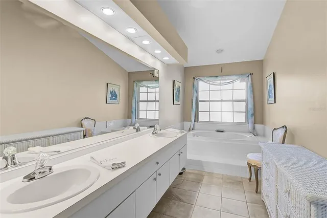 $372,900 | 4041 Murfield Drive East, Bradenton, FL 34203