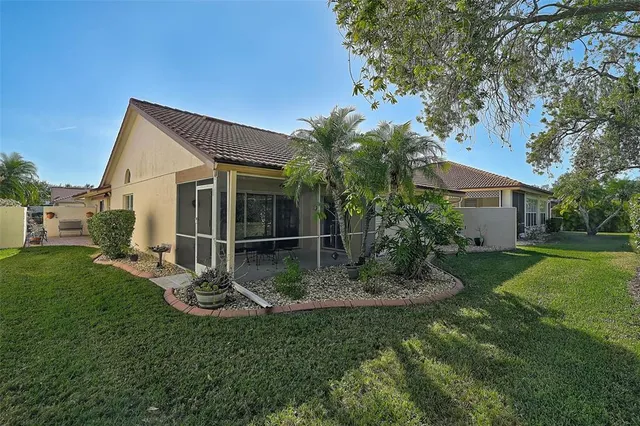 $372,900 | 4041 Murfield Drive East, Bradenton, FL 34203