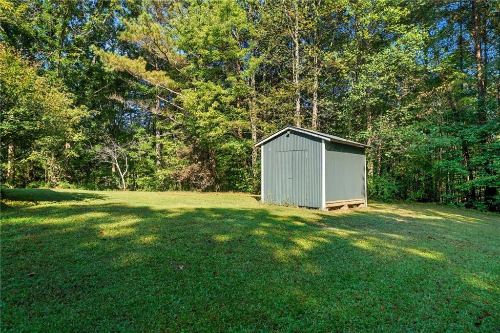 2450 Jones Mountain Road Talking Rock, GA 30175 - Photo 32 of 40