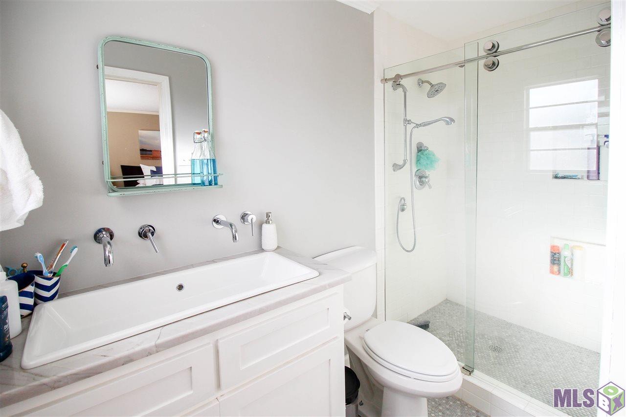 4643 Fleet Drive Baton Rouge, LA 70809 - Photo 3 of 22