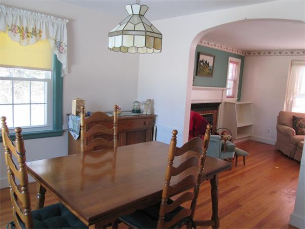 72 Jamieson Road Holden, MA 01520 - Photo 5 of 14 Gallery Image 5