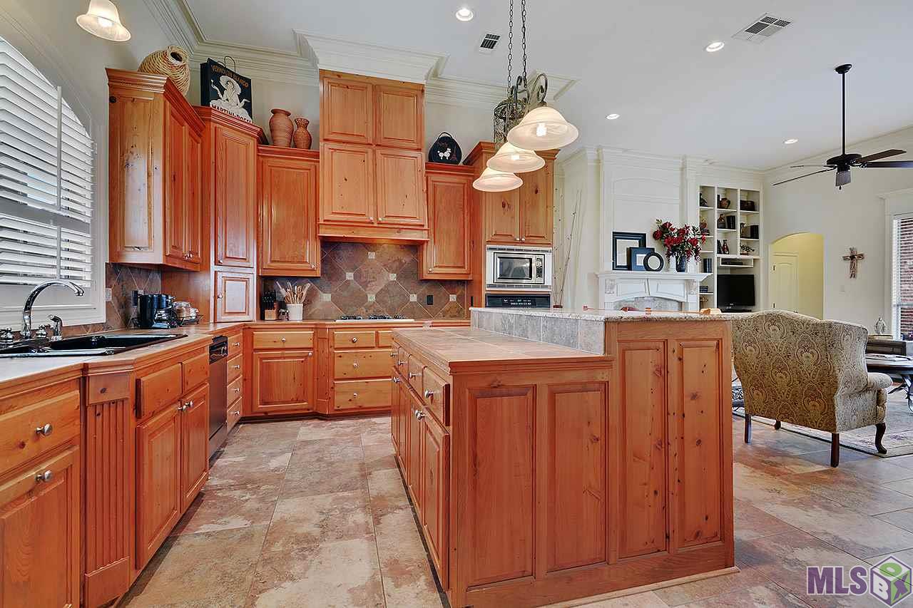 8847 Spring Grove Drive Baton Rouge, LA 70809 - Photo 3 of 15 Gallery Image 3