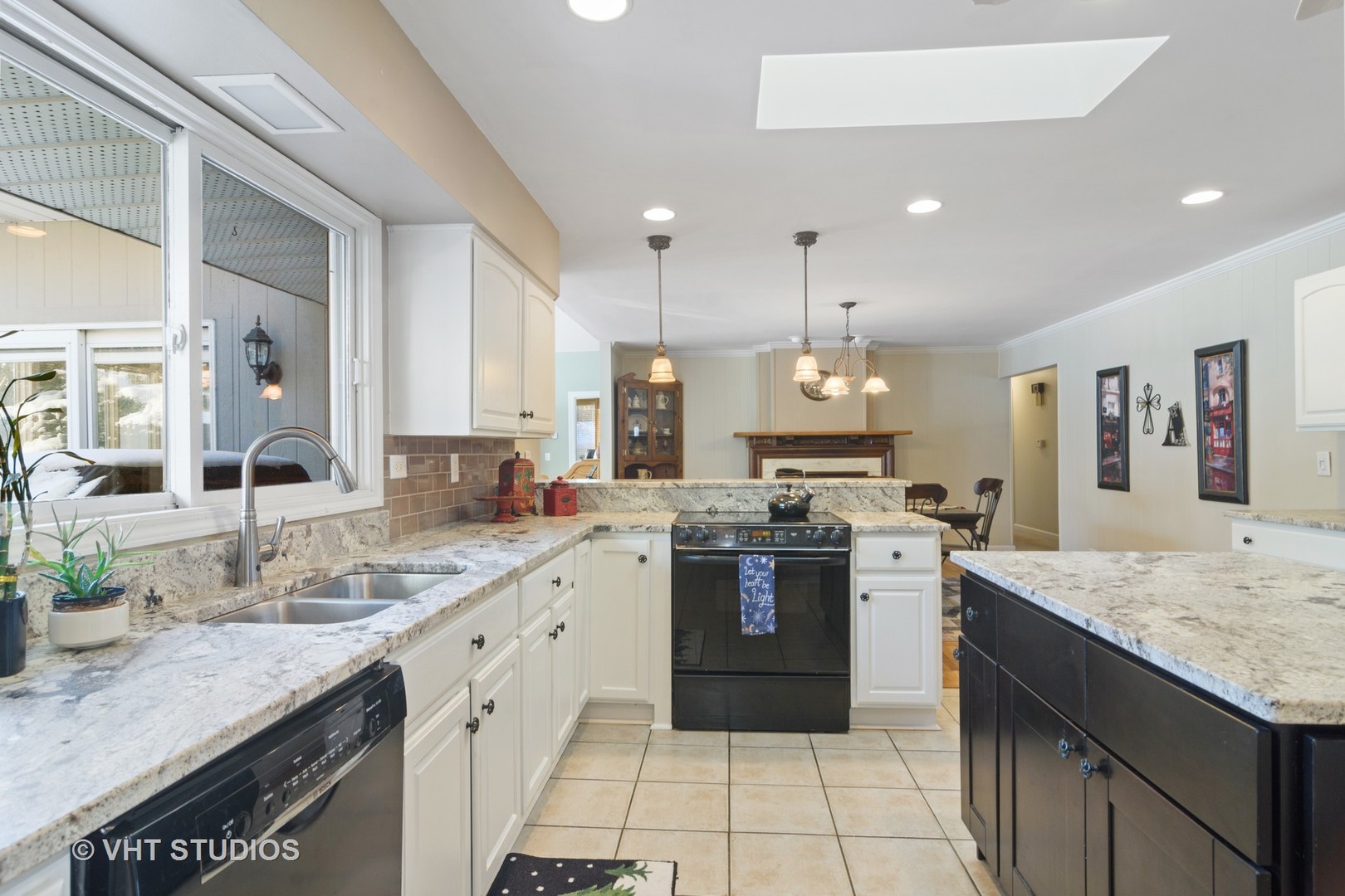 245 Haman Road Inverness, IL 60067 - Photo 7 of 35