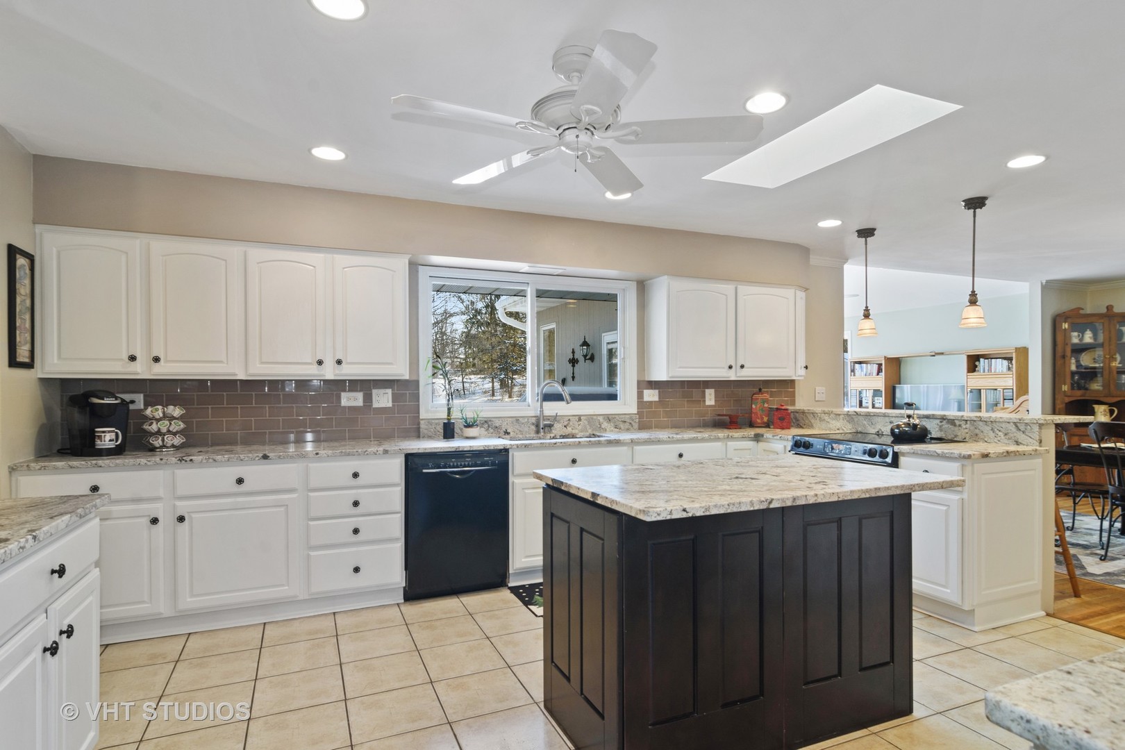 245 Haman Road Inverness, IL 60067 - Photo 8 of 35