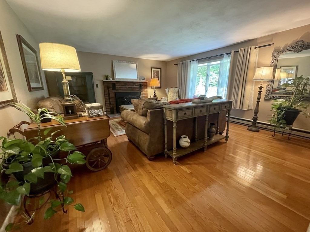8 Howe Road Spencer, MA 01562 - Photo 14 of 42 Gallery Image 14