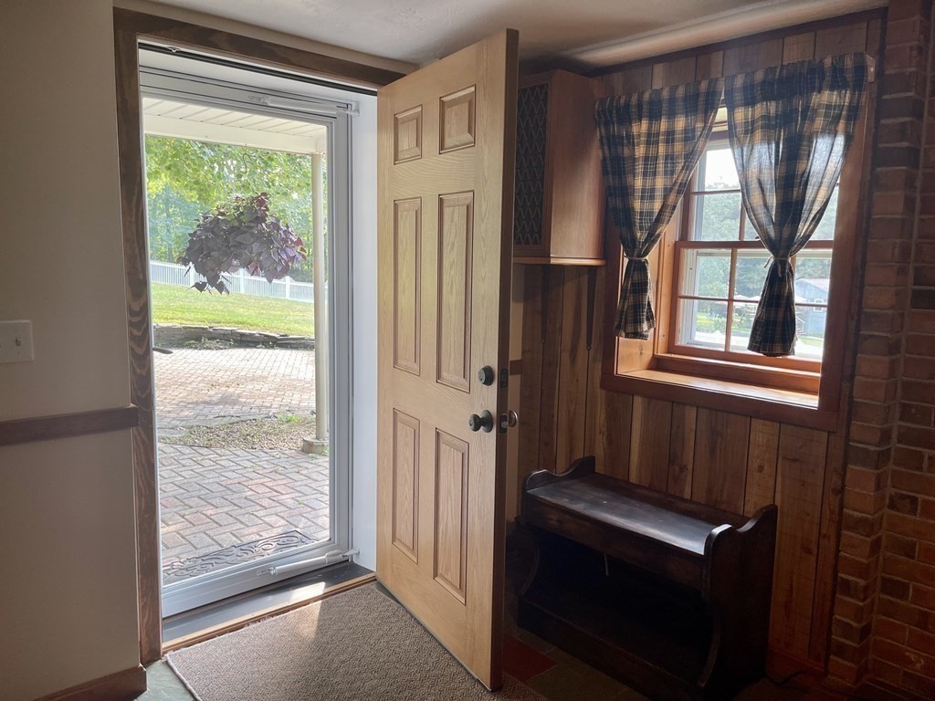 8 Howe Road Spencer, MA 01562 - Photo 32 of 42 Gallery Image 32