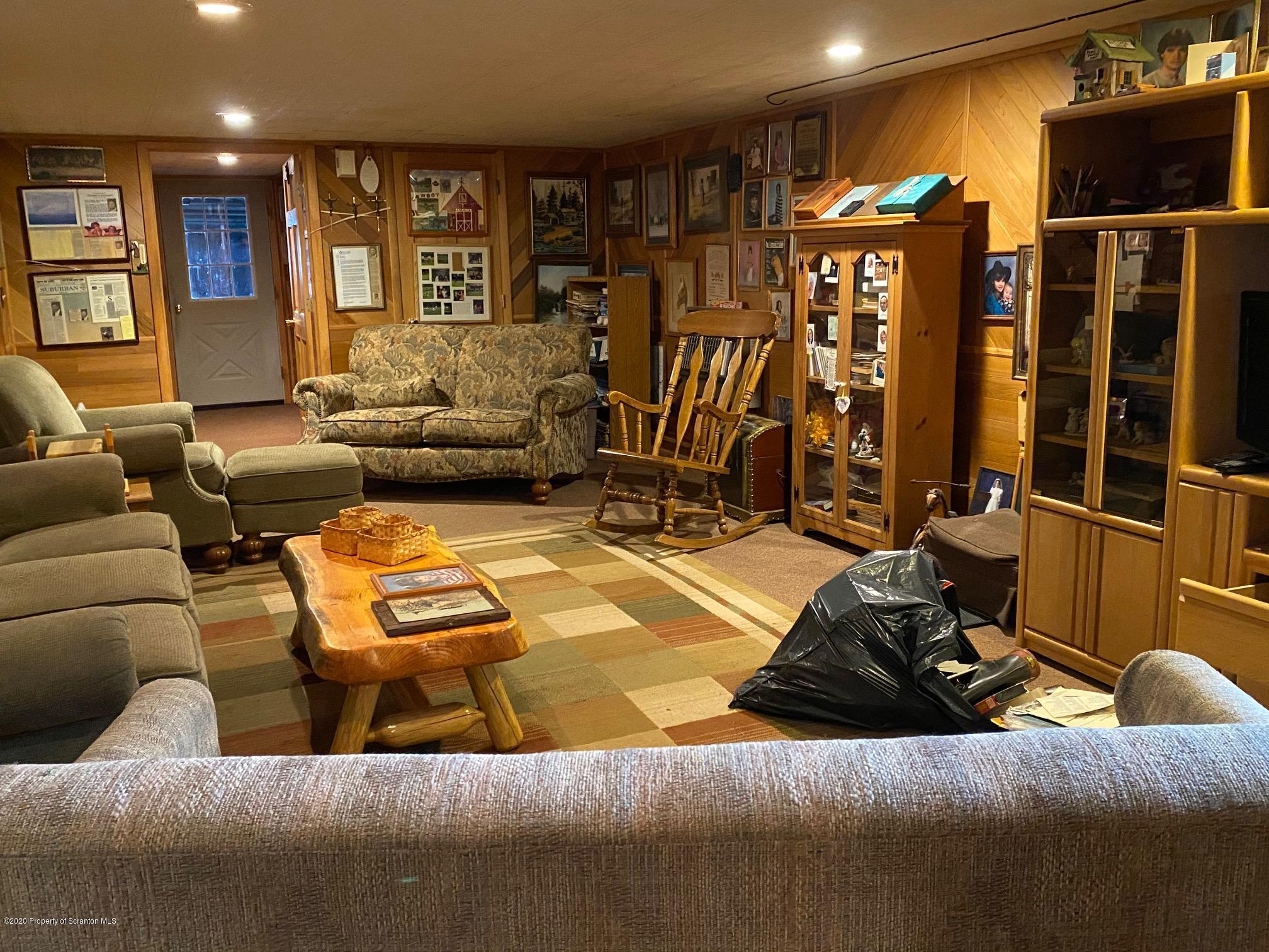 25 Dennis Road Scott Township, PA 18447 - Photo 24 of 43 a living room with furniture and walk in closet