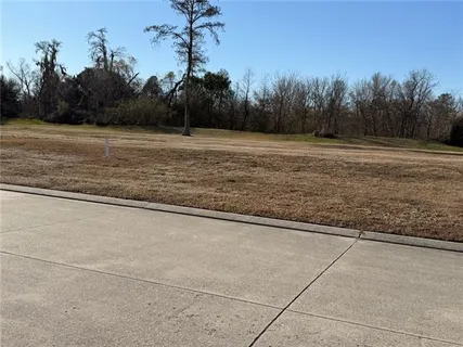 $125,900 | 8 Island Club Drive, New Orleans, LA 70131