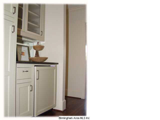 2015 Lancaster Road Birmingham, AL 35209 - Photo 12 of 22