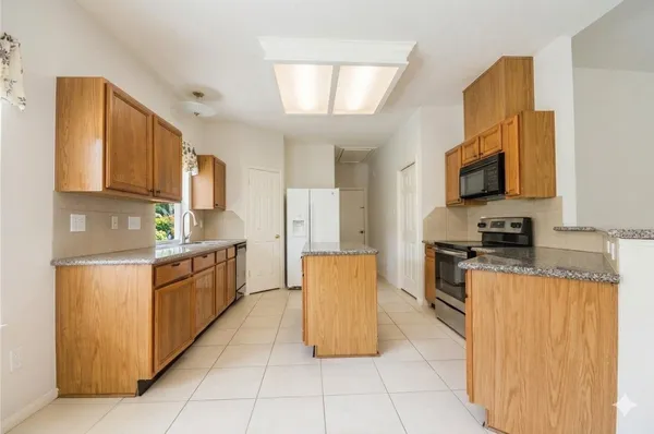 $2,095 | 146 Chandler Court, Sugar Land, TX 77479