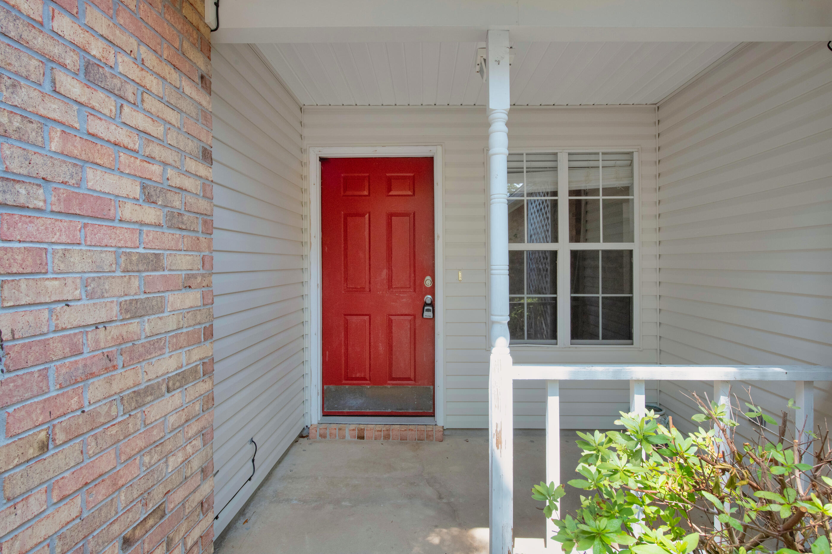 120 Wright Circle Niceville, FL 32578 - Photo 2 of 19