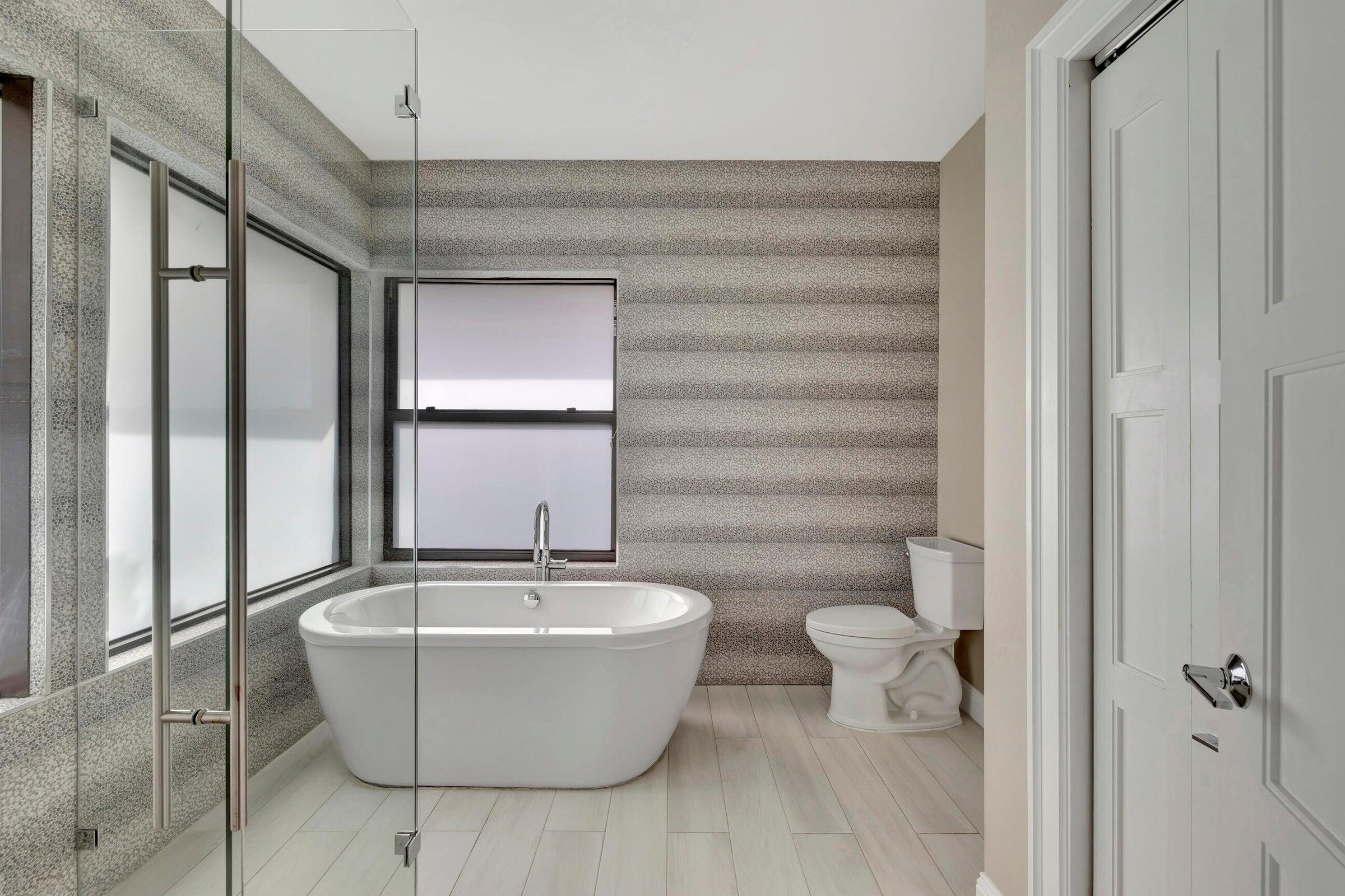 4875 Hunters Way Boca Raton, FL 33434 - Photo 12 of 43 Renovated Primary Bath