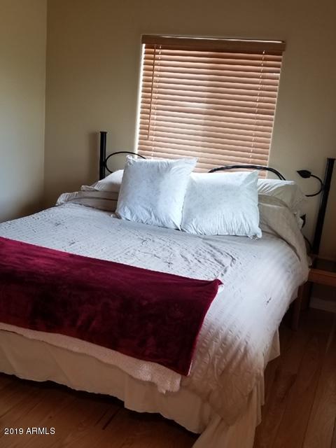 47500 North Happy Ranch Road Seligman, AZ 86337 - Photo 19 of 28 19) BED2