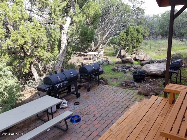 47500 North Happy Ranch Road Seligman, AZ 86337 - Photo 28 of 28 28) PATIO
