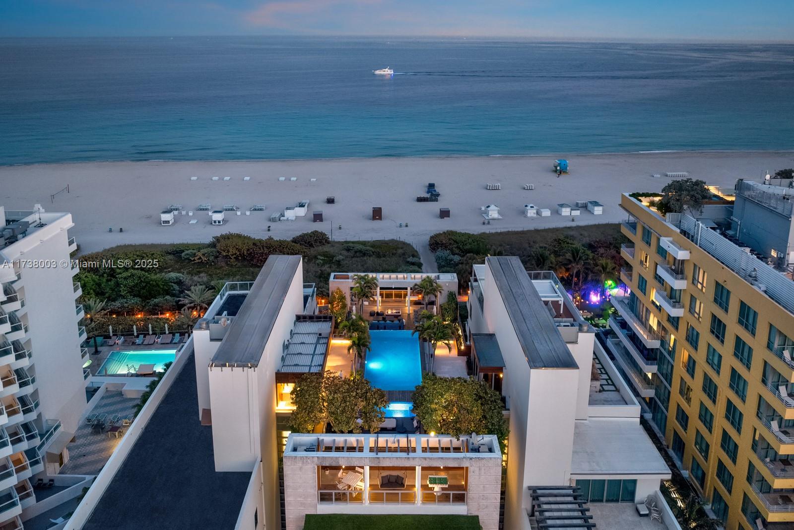 125 Ocean Drive, Unit PH Miami Beach, FL 33139 - Photo 4 of 56 an aerial view of a house