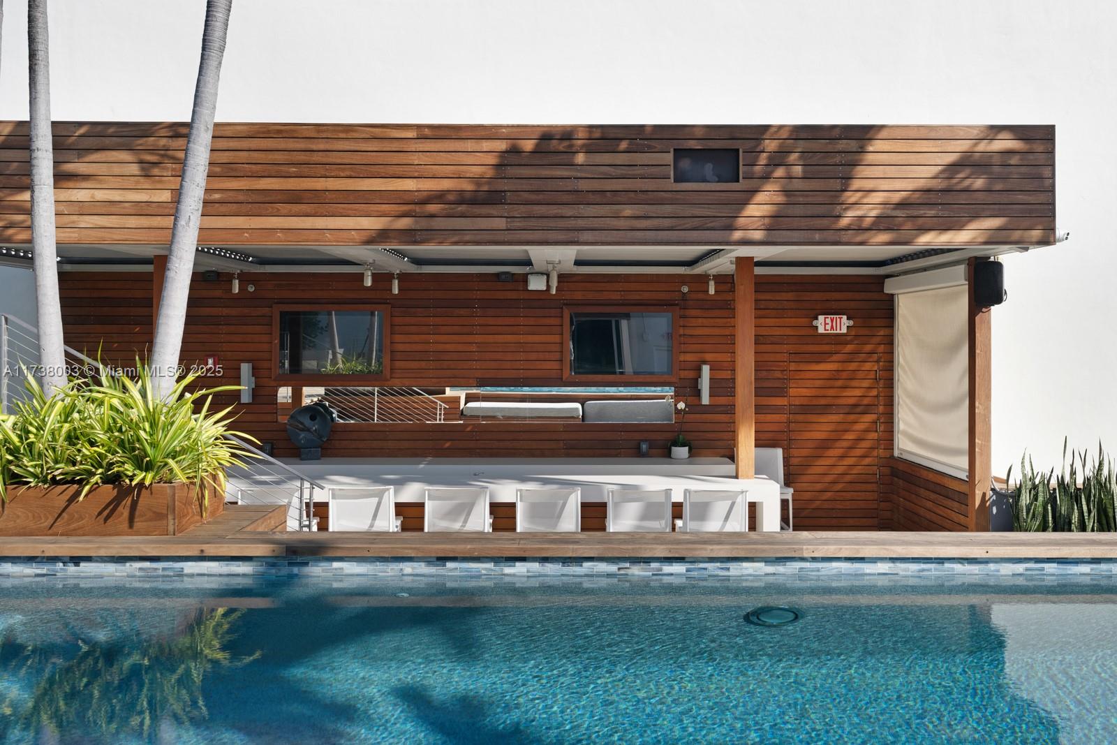 125 Ocean Drive, Unit PH Miami Beach, FL 33139 - Photo 49 of 56