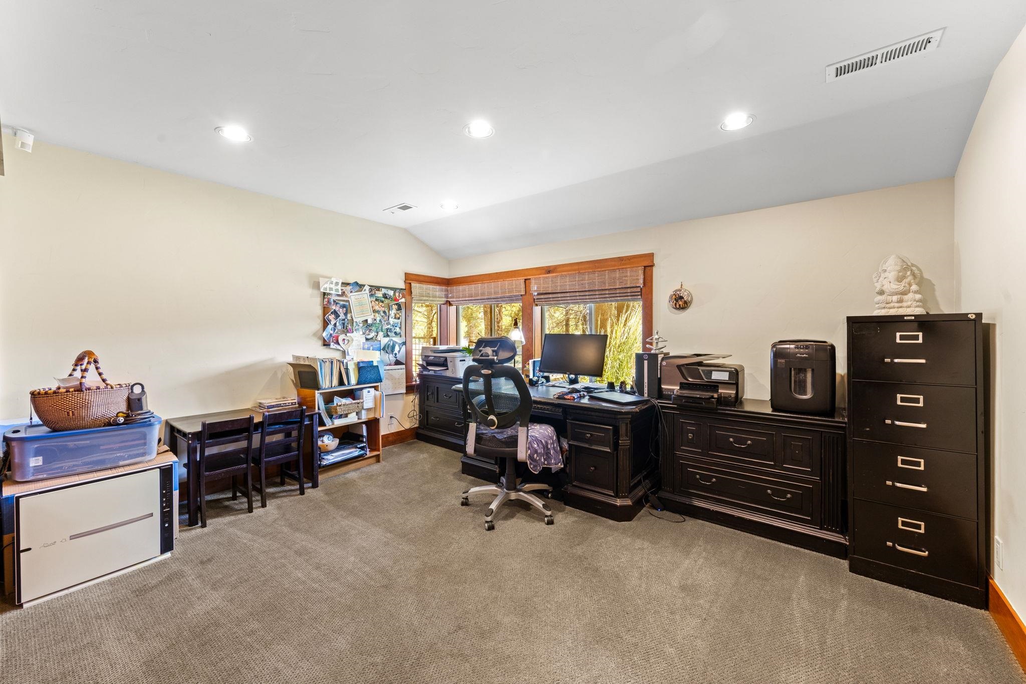 12261 Prosser Dam Road Truckee, CA 96161 - Photo 16 of 28