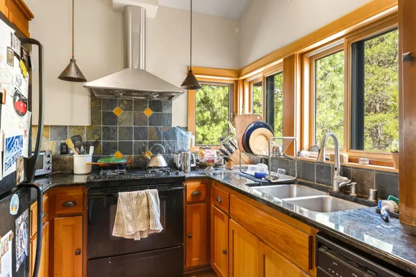 $2,980,000 | 12261 Prosser Dam Road, Truckee, CA 96161