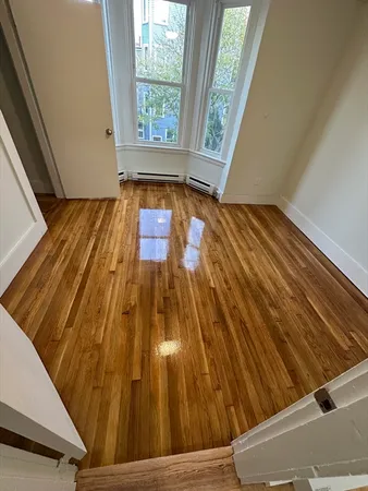 $3,800 | 506 East Broadway, Unit 4, Boston, MA 02127