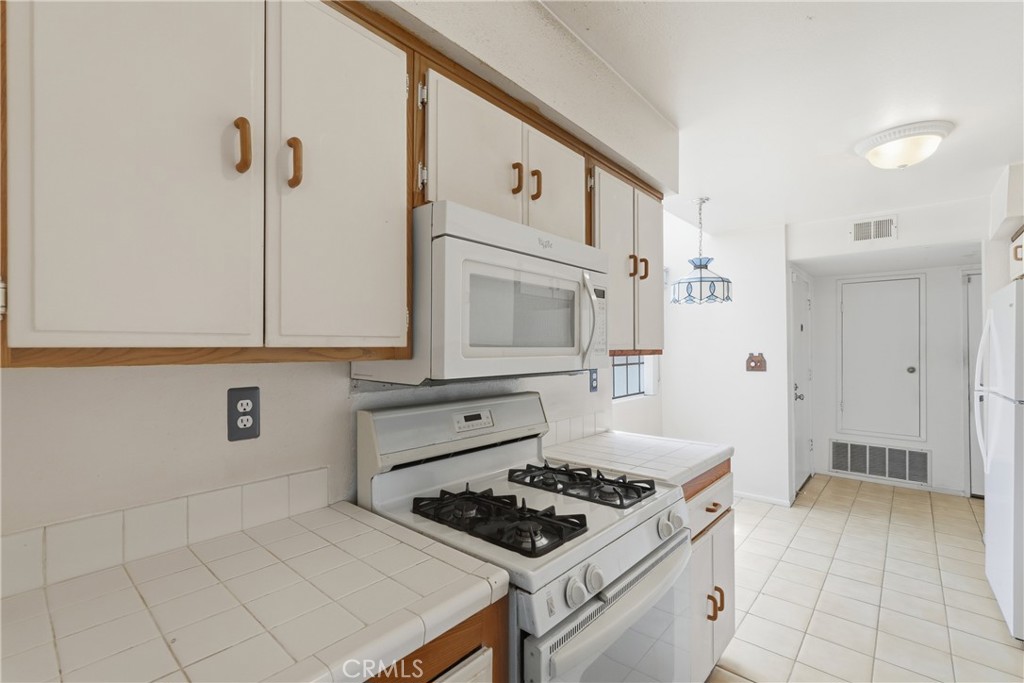 4140 Workman Mill Road, Unit 59 Whittier, CA 90601 - Photo 7 of 24