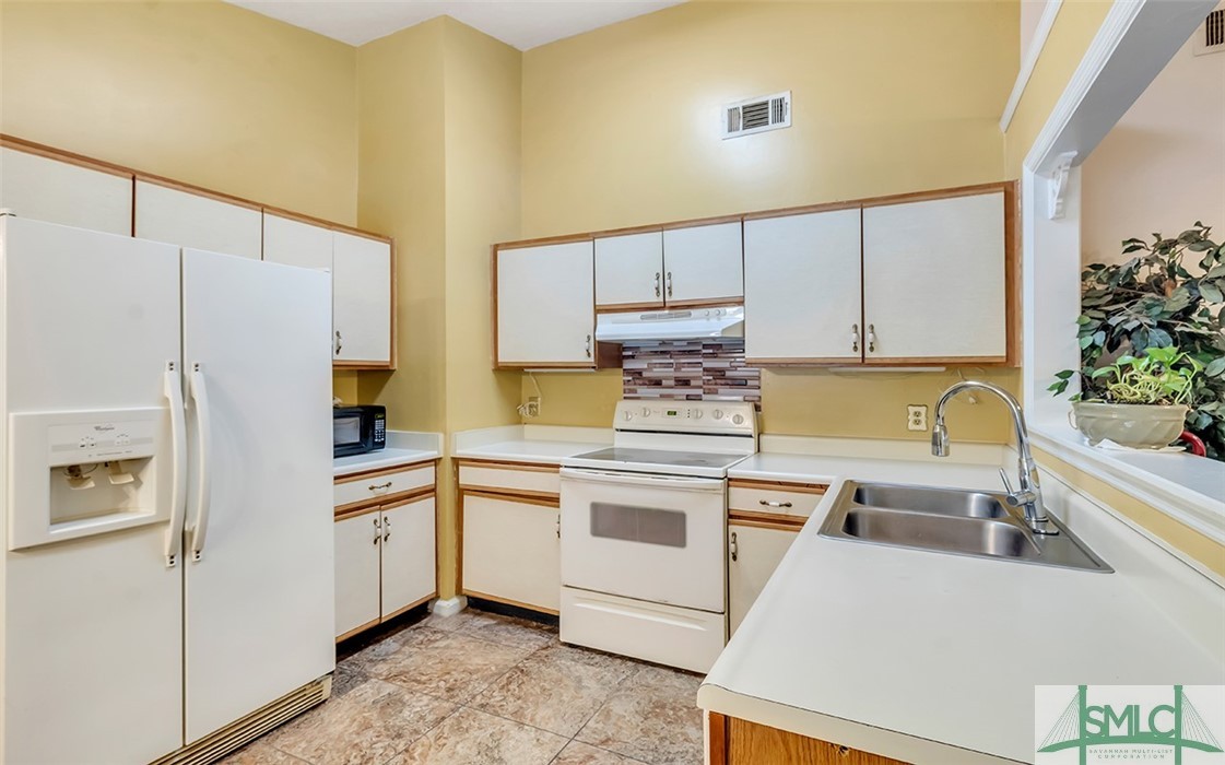 130 North Leeds Gate Road Savannah, GA 31406 - Photo 6 of 20