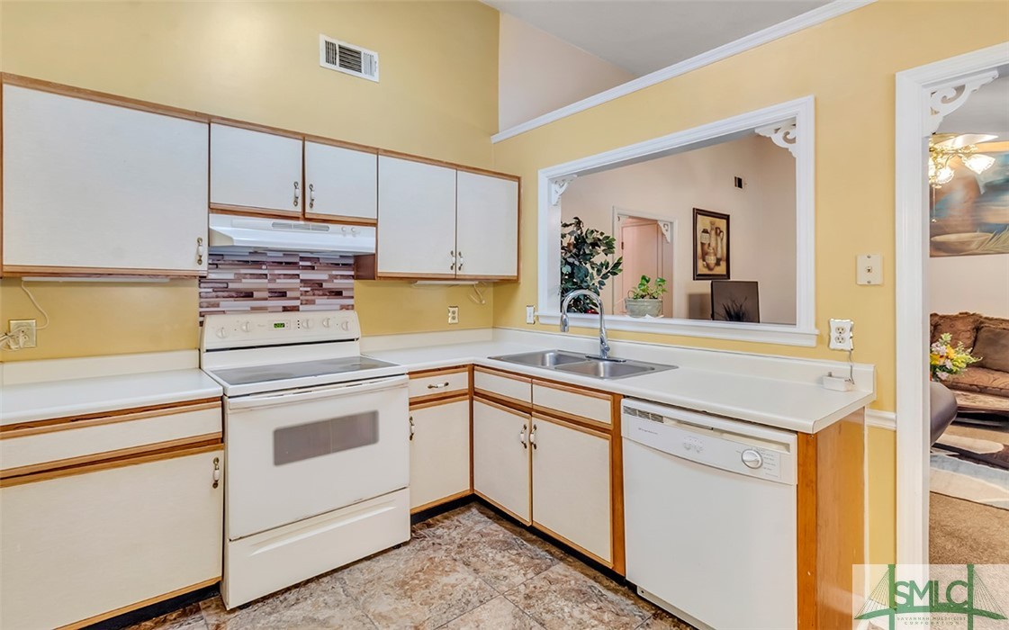 130 North Leeds Gate Road Savannah, GA 31406 - Photo 7 of 20