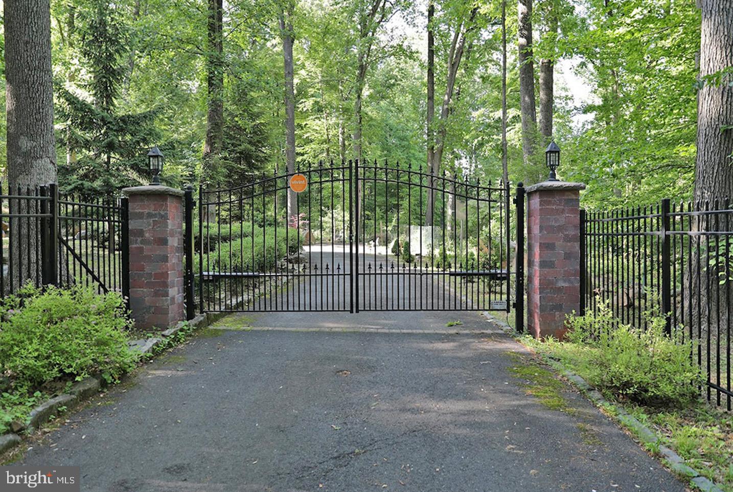 1063 Stuart Road Princeton, NJ 08540 - Photo 2 of 38