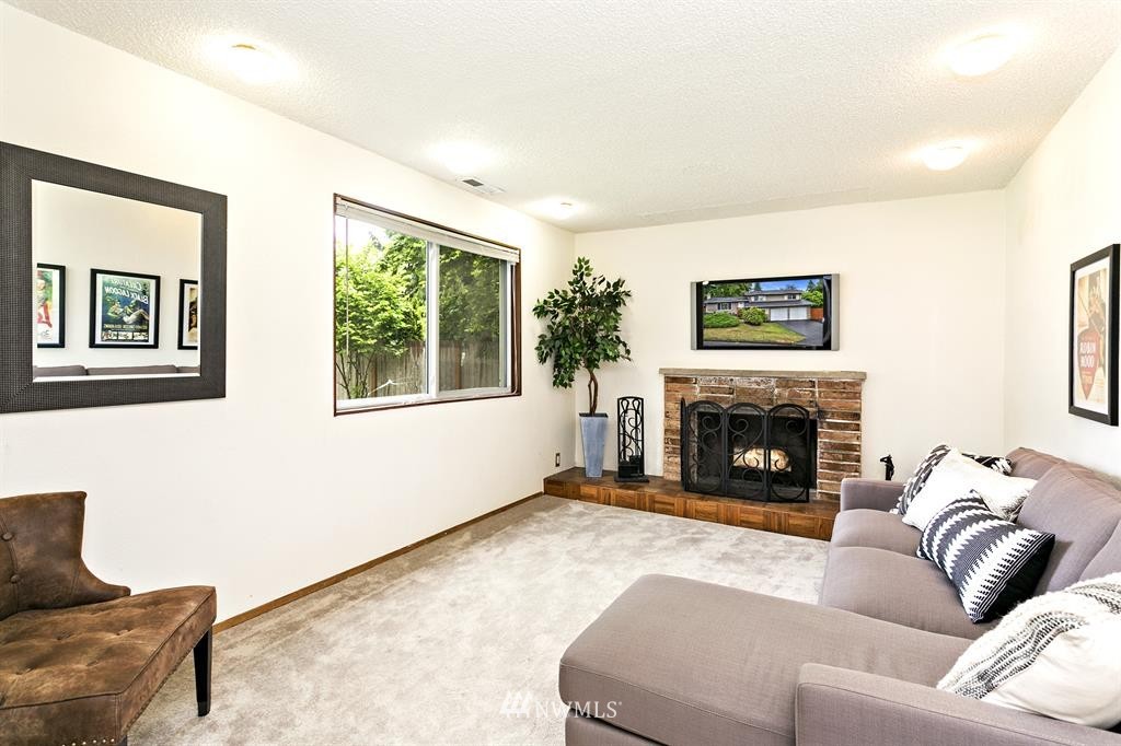 105 218th Place Southeast Bothell, WA 98021 - Photo 14 of 17