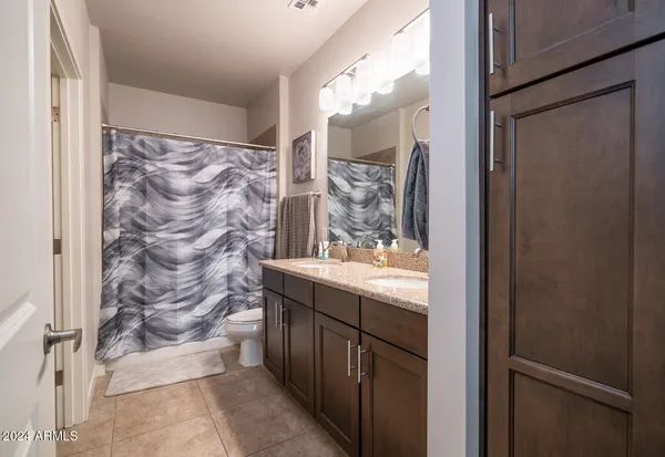 $2,200 | 2511 West Queen Creek Road, Unit 132, Chandler, AZ 85248