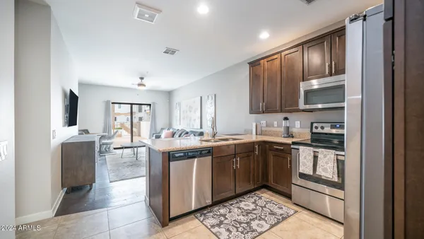 $2,200 | 2511 West Queen Creek Road, Unit 132, Chandler, AZ 85248
