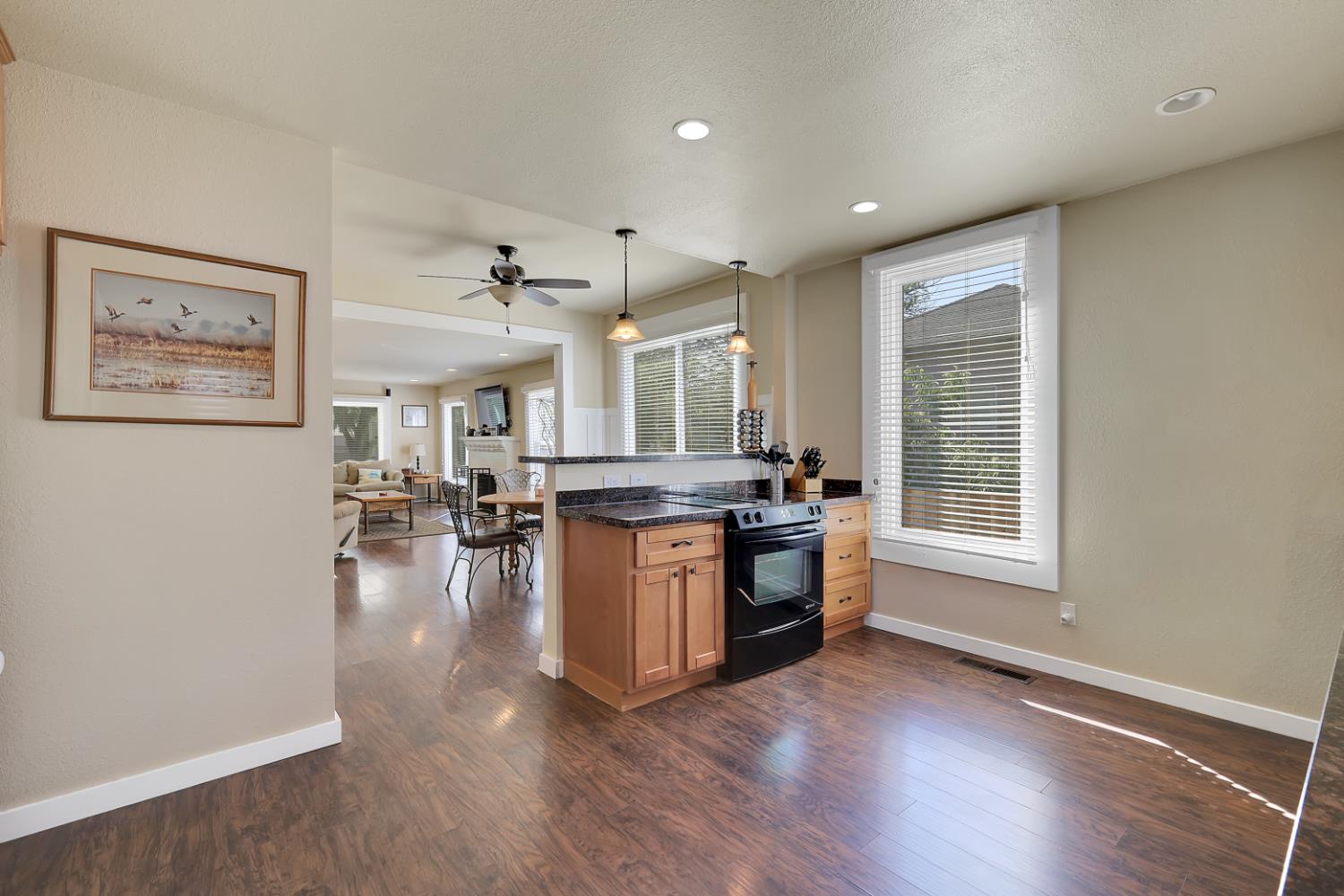 528 Clay Street Colusa, CA 95932 - Photo 15 of 36 Kitchen